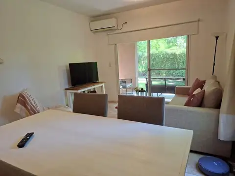 Departamento en Alquiler en La Lonja, $ 700.000