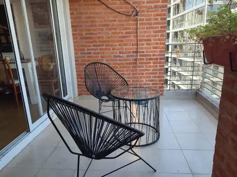 Departamento 2 ambientes con balcon mucha luz
