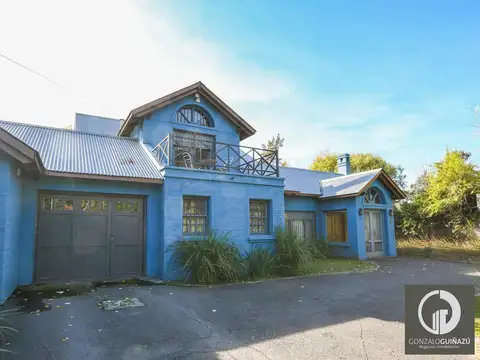 Casa de 4 dormitorios en venta con pileta en Aldea
