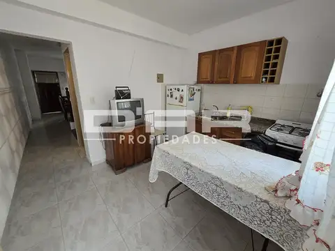VENTA PH AL FRENTE ENTRADA INDEPENDIENTE CON PATIO CUBIERTO Y BALCÓN - PIERES 1100