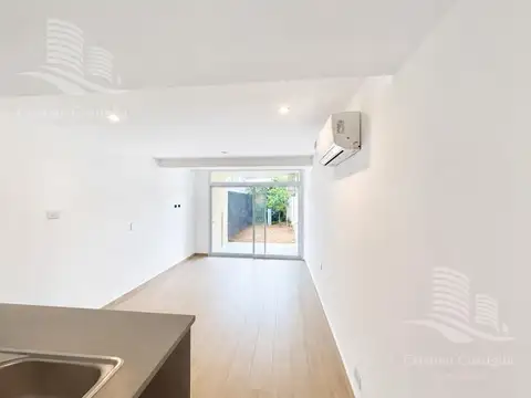 Depto Tipo Casa en Alquiler en Villa Adelina, $ 1.200.000