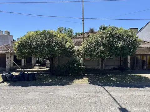 Casa en Venta en Quilmes Oeste, USD 115.000