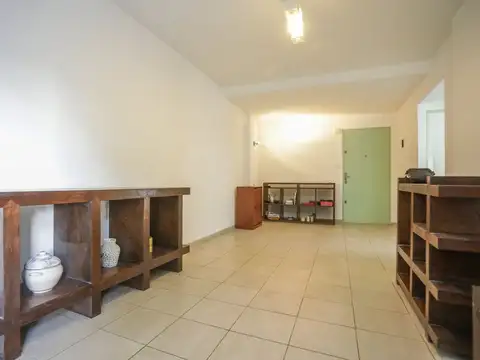 Departamento en Venta en Parque Chacabuco, USD 115.000