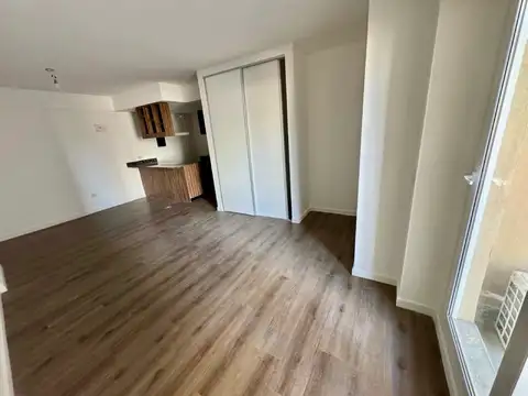 Departamento en Venta en Chacarita, USD 110.000