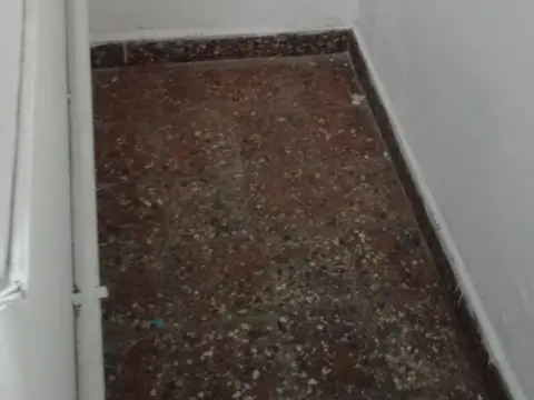 Depto Tipo Casa en Venta 56 años