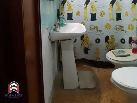 Casa 4 ambientes con 1 baño