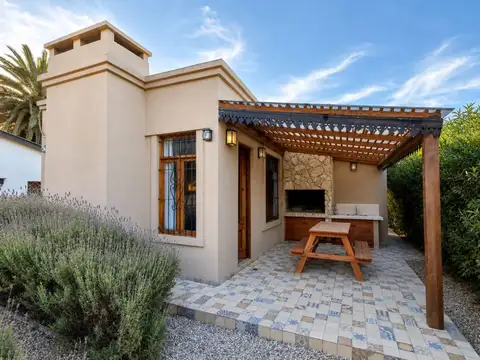 CASA 3 AMBIENTES MAR DEL SUR