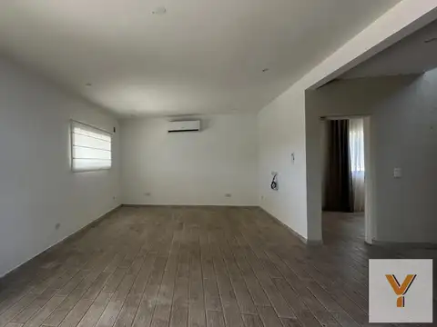 Casa en venta - 4 Dormitorios 4 Baños - Escobar