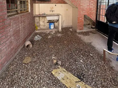 Casa 4 ambientes con 1 baño