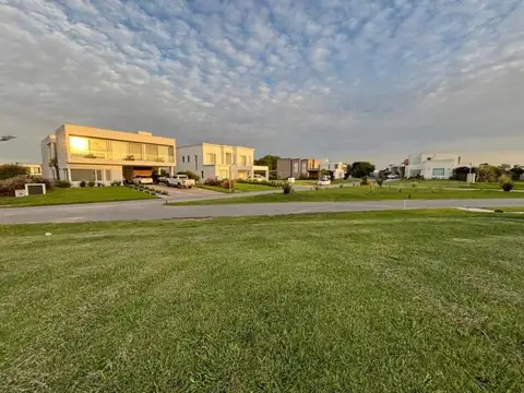 LOTE INTERNO GREENVILLE HUDSON BERAZATEGUI IC059