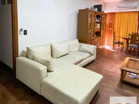 Depto Tipo Casa en Venta de 6 ambientes