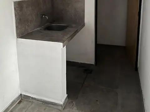 Local en Alquiler en Tristan Suarez, $ 950.000