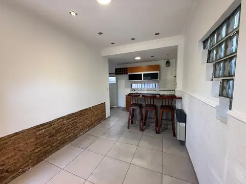 PH en Alquiler 2 ambientes en San Andrés