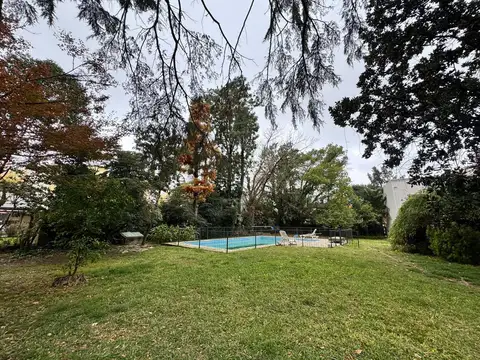 Venta Excelente Lote de 882m², Bella Vista