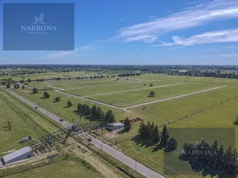 VENTA TERRENO EN LOS PASOS DEL JOCKEY IV.