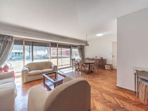 Departamento 4 ambientes con 4 baños