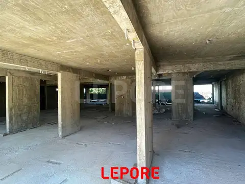 Departamento 4 ambientes con 3 baños