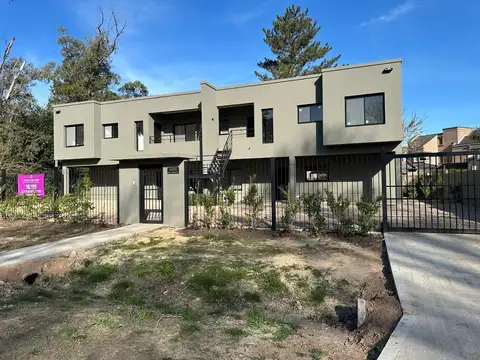 Departamento  en Venta en Montecarlo, Del Viso, Pilar