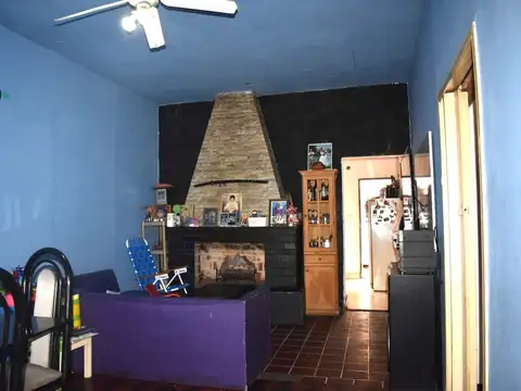 Casa 4 ambientes con 1 baño