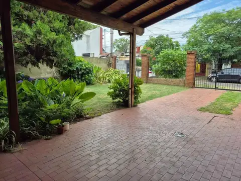 venta de casa 4 amb con cochera  apto credito