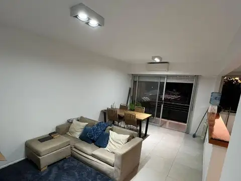 Excelente departamento 2 ambientes en venta Tigre centro