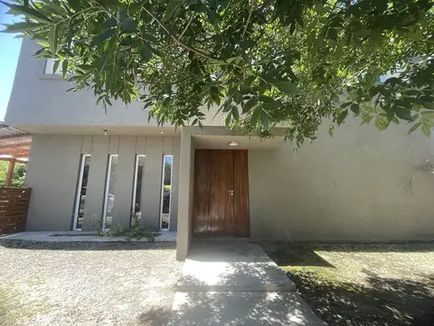 La Cañada de Pilar Los Robles 100