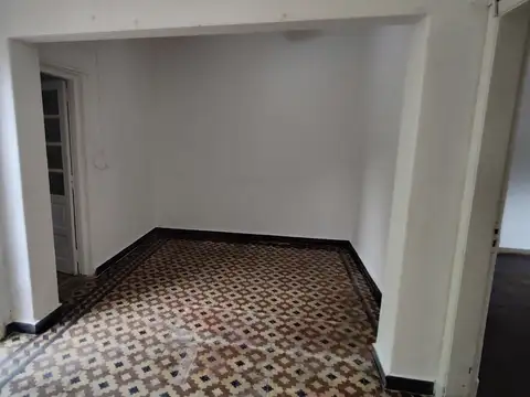 Depto Tipo Casa en Alquiler en Sarandi, $ 520.000