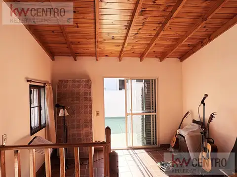 Depto Tipo Casa en Venta en Flores, USD 149.000