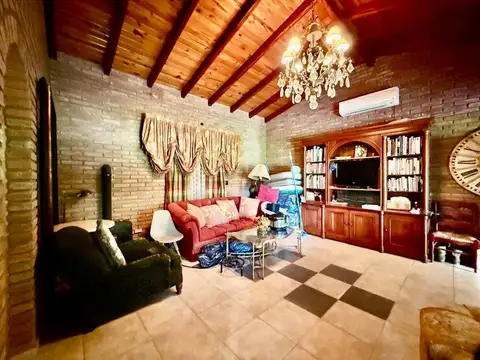 Casa en Alquiler al Norte