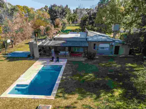 Casa en Venta en Francisco Alvarez, USD 240.000