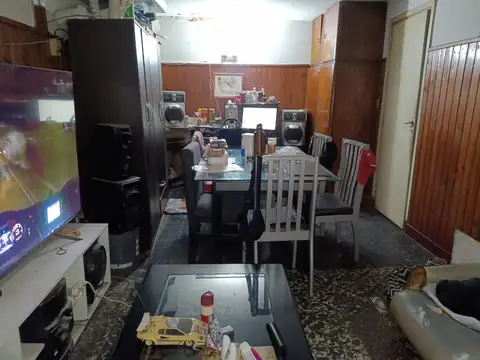 Depto Tipo Casa 3 ambientes con 2 baños