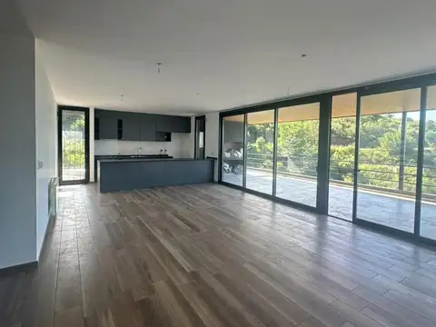 Casa en venta en la deseada