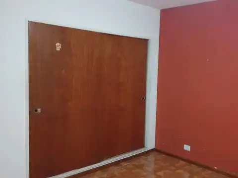 Departamento en Alquiler en Caseros, $ 600.000