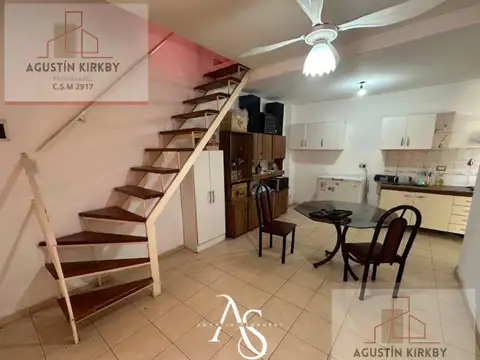 Depto Tipo Casa en Venta de 4 ambientes