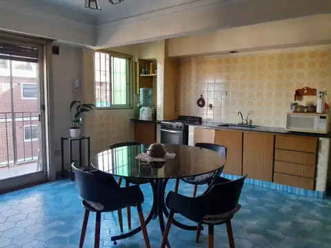 VENTA DEPARTAMENTO CON BALCON DOBLE ORIENTACIÓN