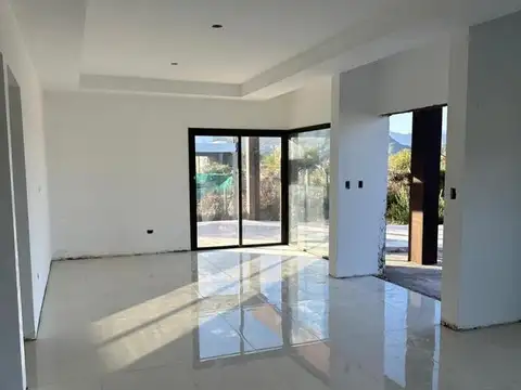 Casa en Venta en San Luis, Juan Martín de Pueyrredón