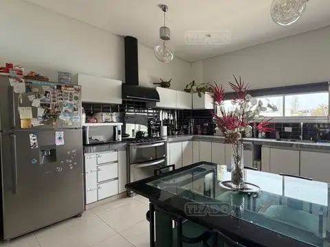 Casa en Venta en Comarcas de Luján, USD 310.000