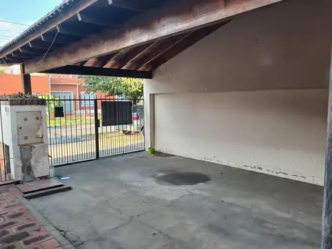 Depto Tipo Casa en Alquiler de 3 ambientes
