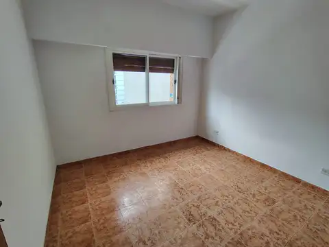 Depto Tipo Casa en Alquiler de 2 ambientes