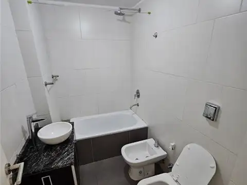 Manuela Pedraza 2300, Piso 2