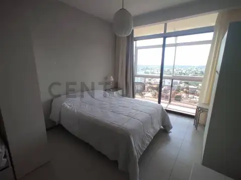 Hermoso departamento a la calle con vista a la ciudad a metr