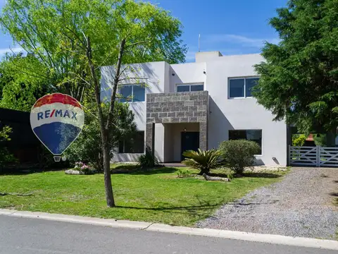 CASA 5 AMBIENTES EN VENTA EN BRICKLAND CANNING