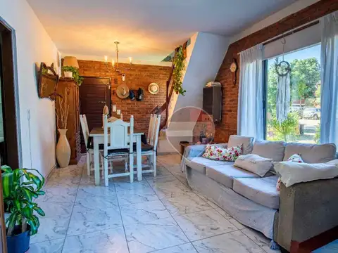 DUPLEX RECICLADO NUEVO TRES AMBIENTES PINAMAR