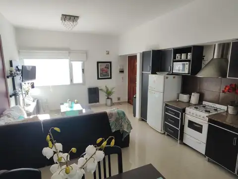 Joaquin V. Gonzalez Esq. Chiozza , Piso 1