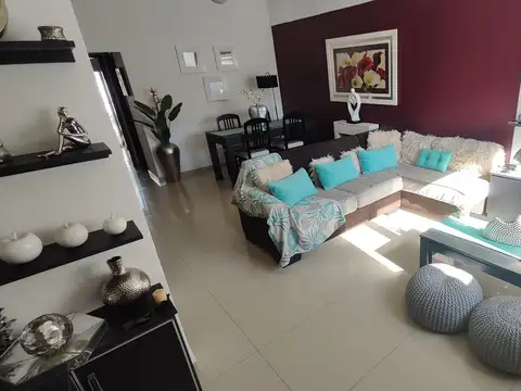 Departamento 2 ambientes a 1 cuadra del mar, Impecable!