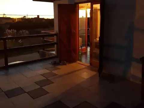 Casa en venta - 2 Dormitorios 2 Baños - Mar de Cobo
