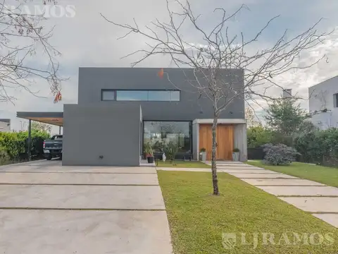 Casa en venta Barrio MARINAS - PUERTOS ESCOBAR
