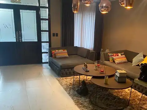 Casa en Venta de 5 dormitorios