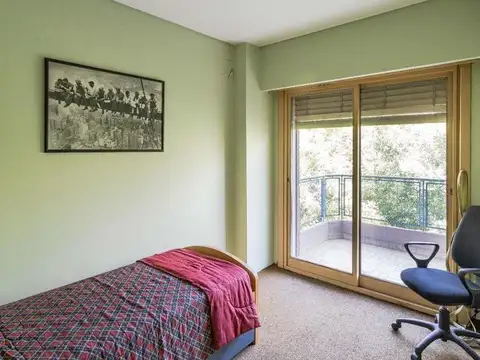 Casa 12 ambientes con 6 baños