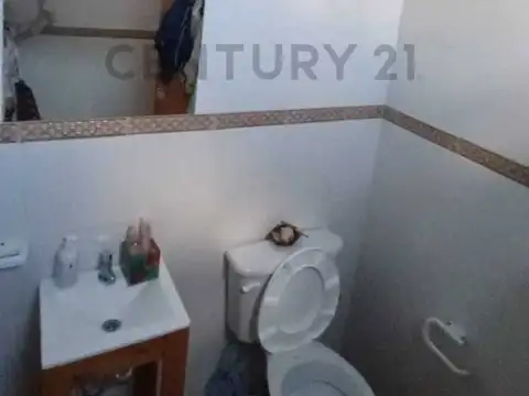 VENTA DE QUINCHO CON PILETA